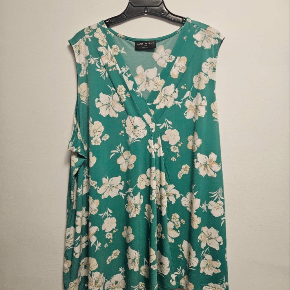 26/28 Lane Bryant Green Floral Sleeveless Tunic